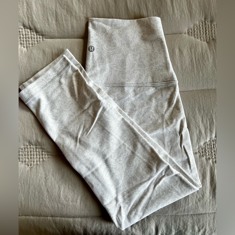 lululemon wunder under high rise tight (7/8 length) size 6